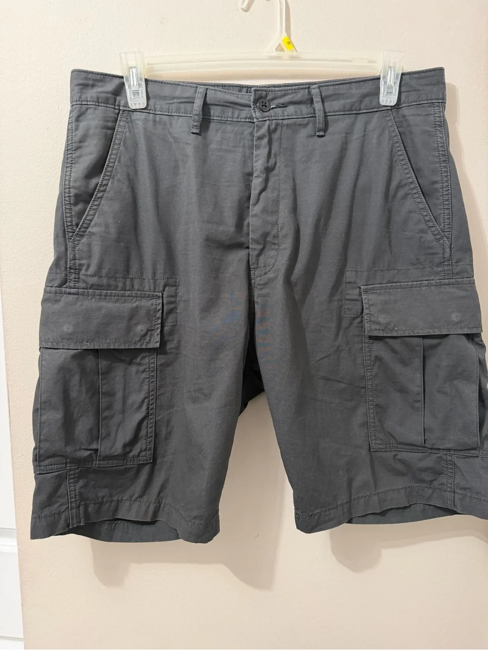 Levi Strauss Cargo Short Mens Size 34 Two Horse Brand Gray 100% Cotton  Packets